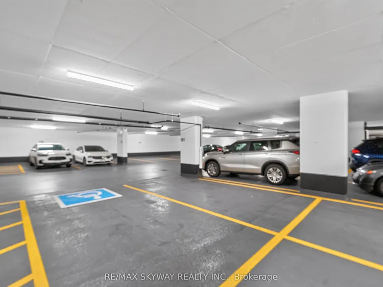 15 Skyridge Dr #521 — Photo 30