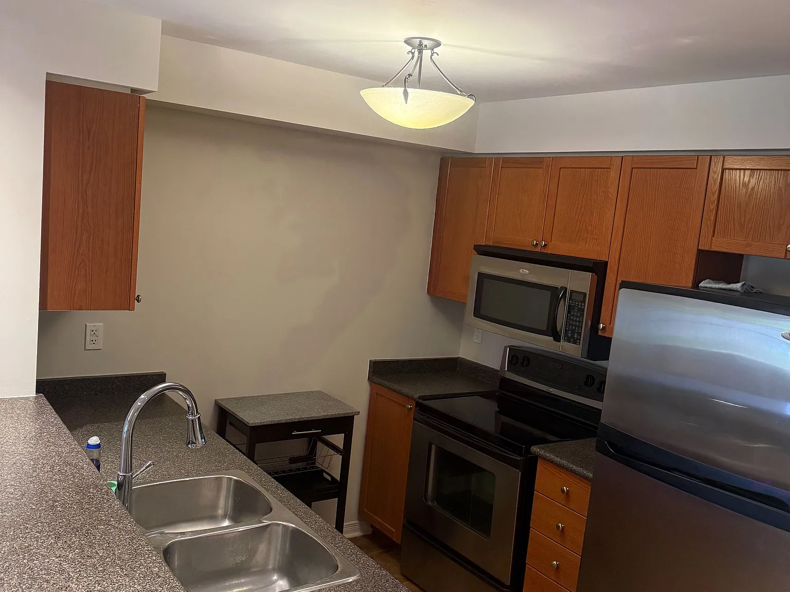 2 bed, $2,500 — Photo 3