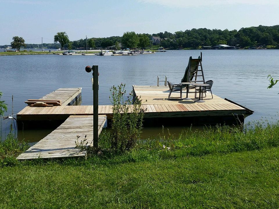 1st image of Yacht Club Circle Lake Viking