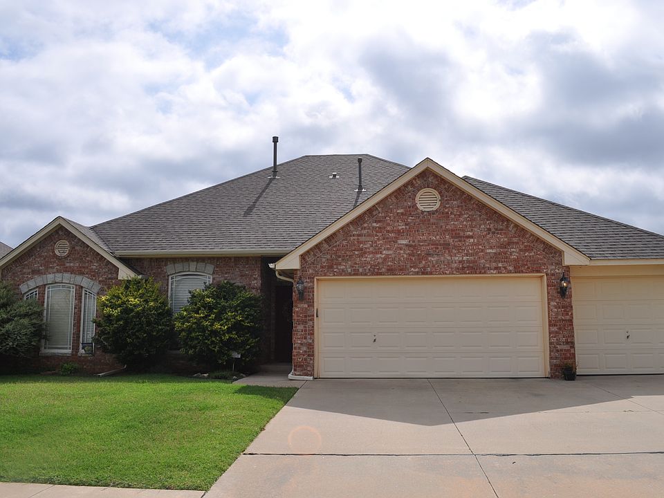 1st image of 13820 Agate Dr