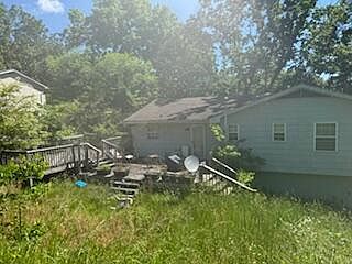 2nd image of 948 E Valley Dr