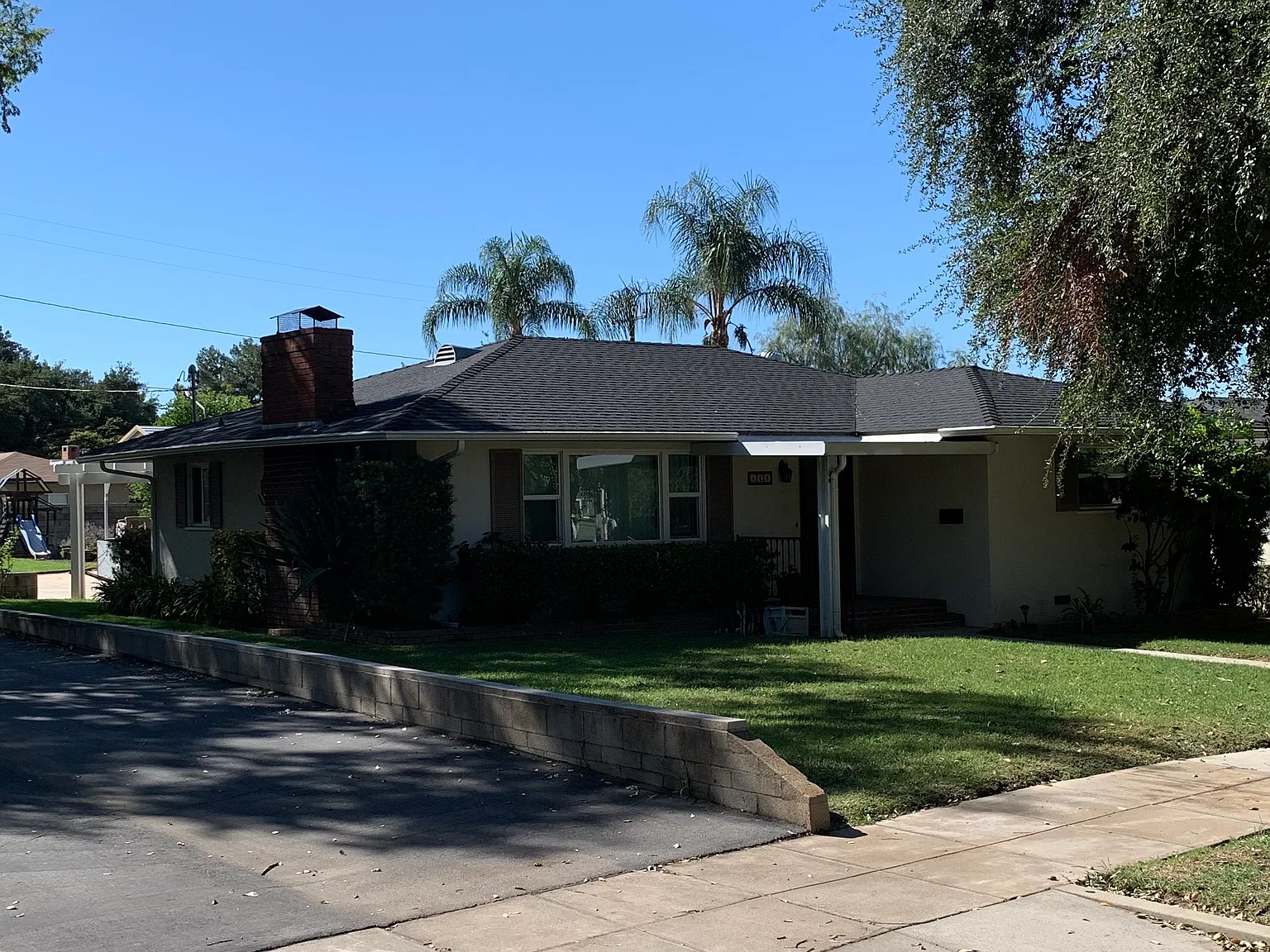 3 bed, 1600 sqft, $3,500 — Photo 2