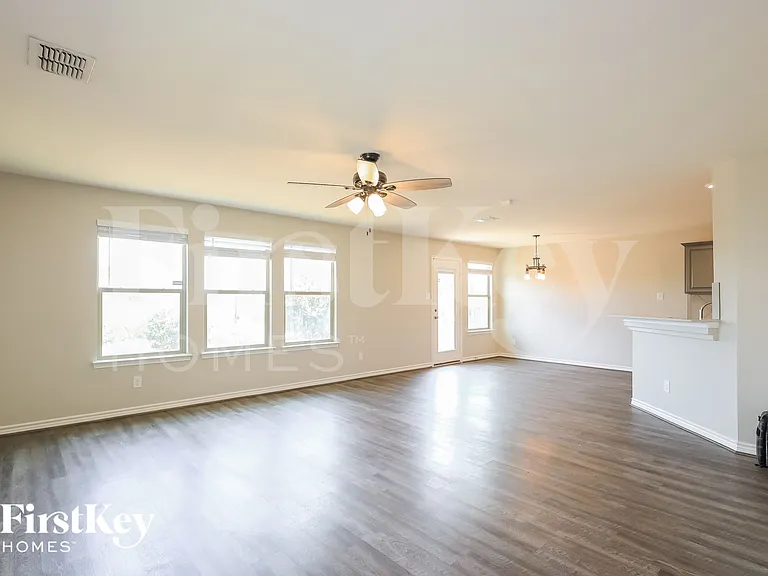 7307 Palomino Bay — Photo 4