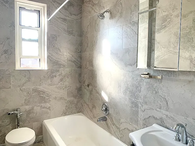 402 Ocean Pkwy #201 — Photo 6