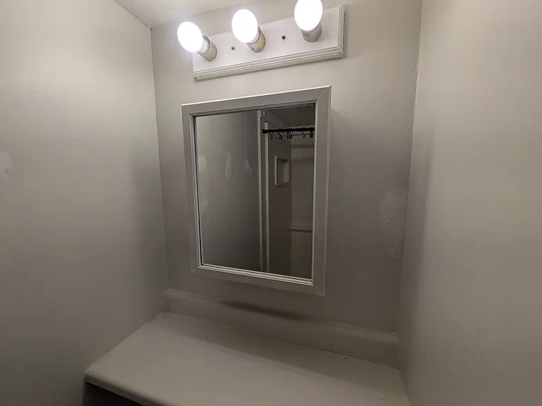7525 Esther Dr — Photo 6