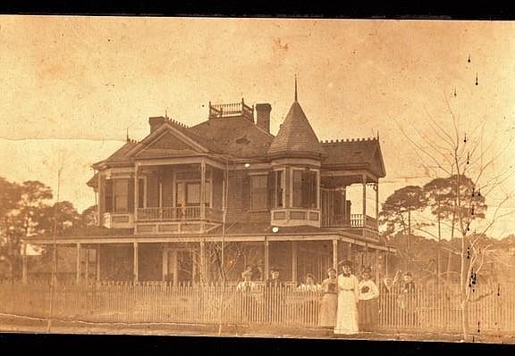 4th image of 163 Avenue B