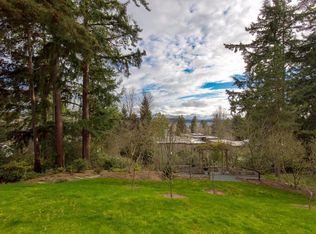 416 10th Ave #416, Kirkland, WA 98033