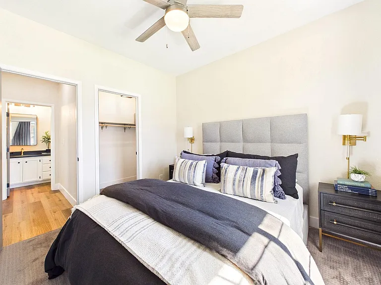 10312 Pinto Creek Ln — Photo 17