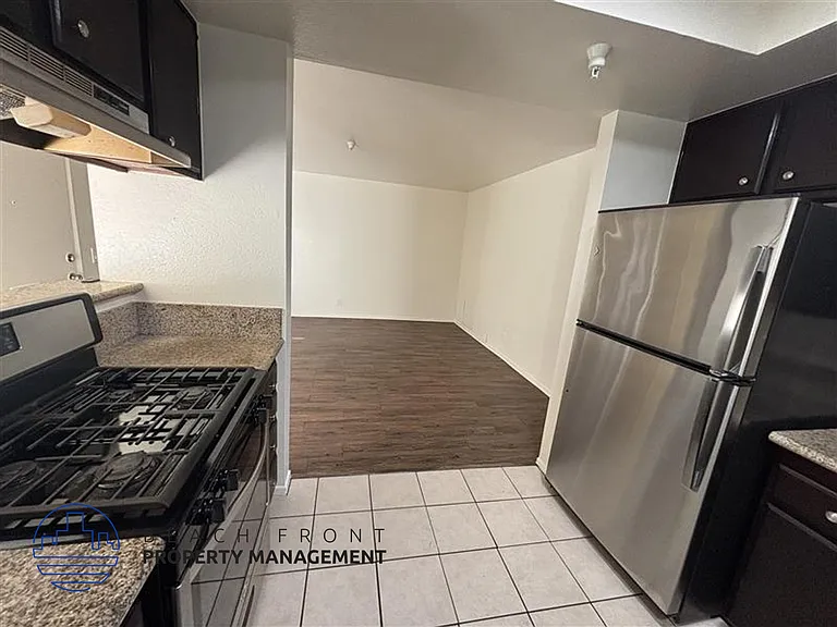 13514 Lemoli Ave — Photo 9