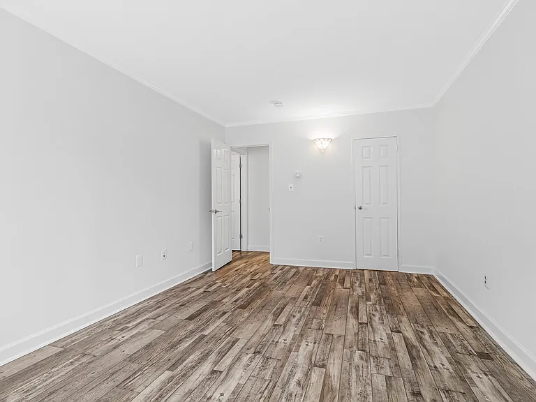 2555 Pennsylvania Ave NW #418 — Photo 13
