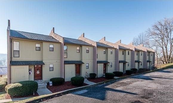 Applewood Townhomes