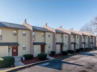 838 Carter St APT 2, Bristol, VA 24201