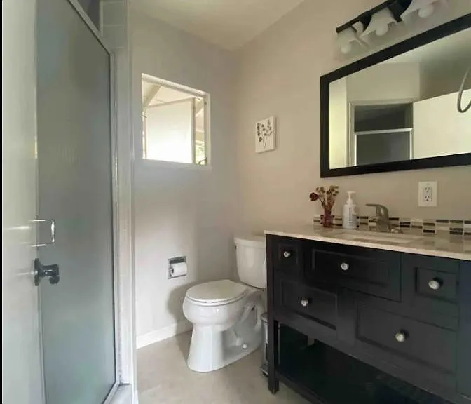 681 Cuesta Dr — Photo 10