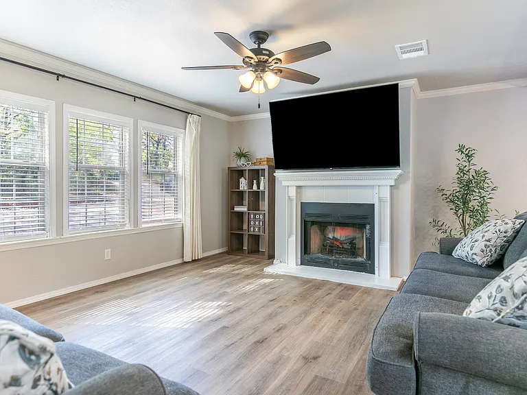 12550 N Harrah Rd — Photo 17