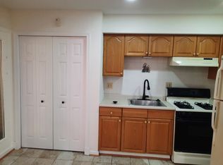 (Undisclosed Address), Centreville, VA 20121