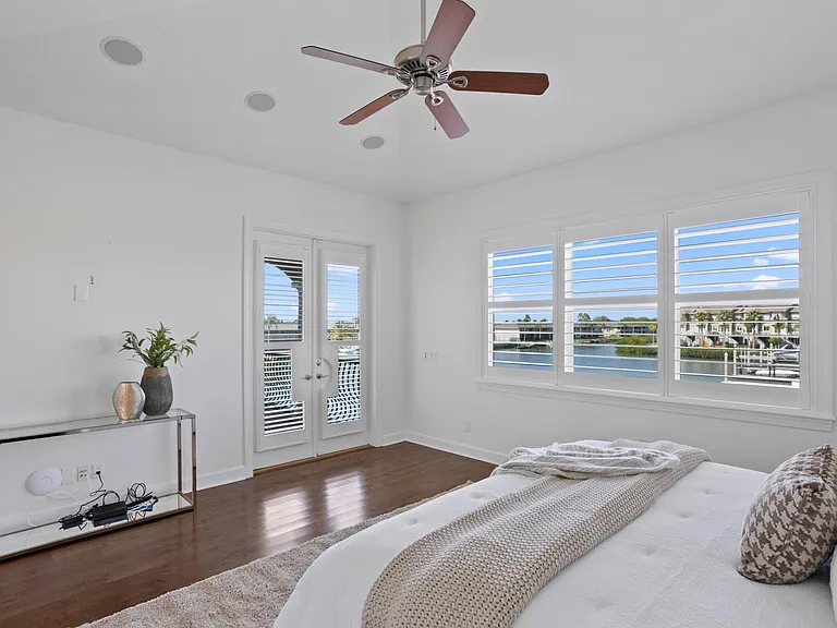 4130 Causeway Vista Dr — Photo 46