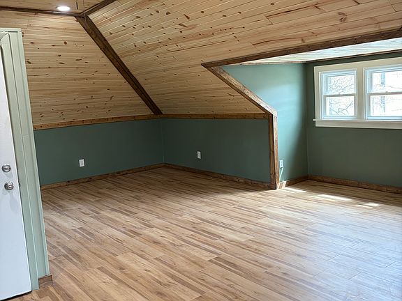 3rd image of 135 E Main St APT C