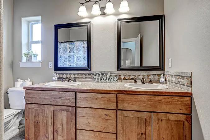 Tanglewood Dr — Photo 13