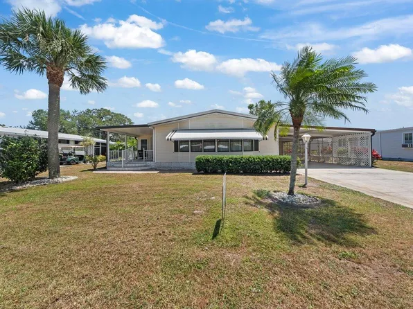 927 Yew St, Barefoot Bay, FL 32976