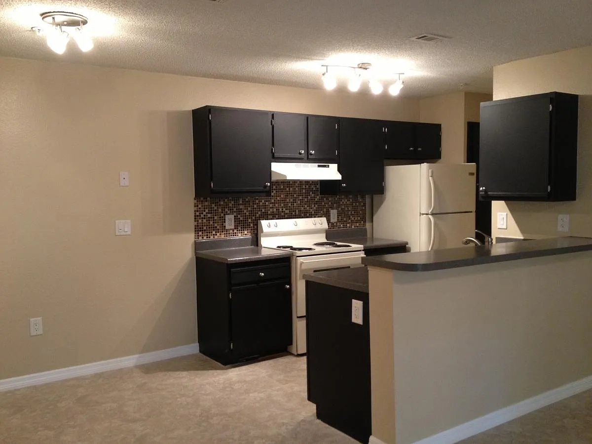 Building Photo - 629 Dory Ln #104
