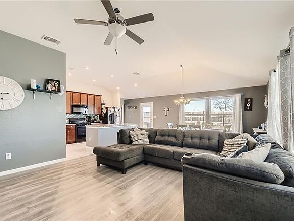 2nd image of 349 Tailwind Dr