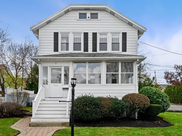 5 Howe St, Milton, MA 02186