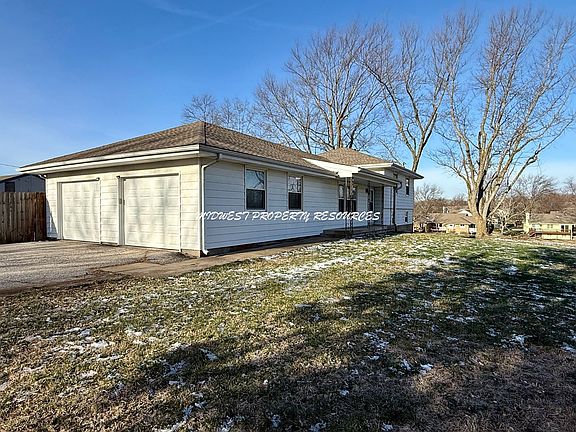 2nd image of 2203 NW Chipman Rd