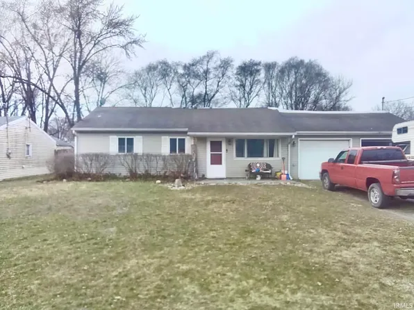 54113 B Dr, Elkhart, IN 46514