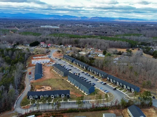 281 Sable Rd, Evington, VA 24550