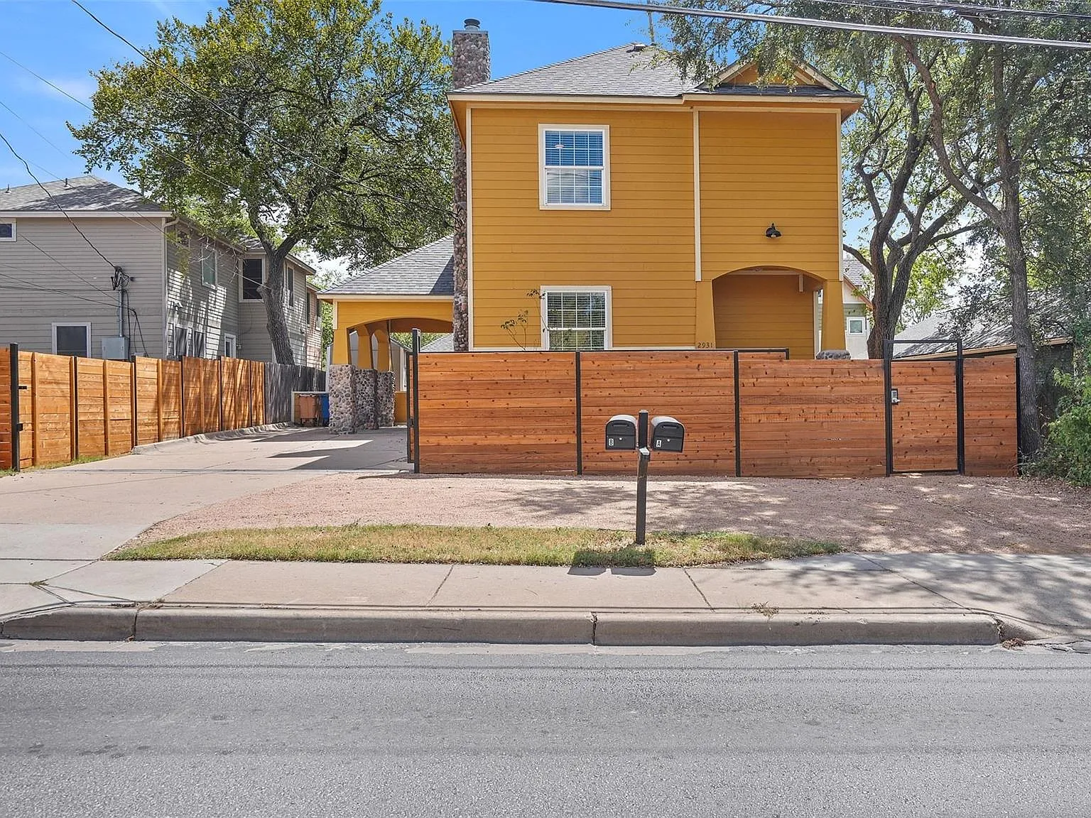 3 bed, 3.5 bath, 1776 sqft, $5,000 — Photo 3