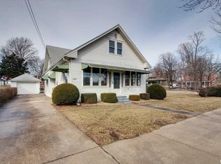 1525 N 7th St, Quincy, IL 62301