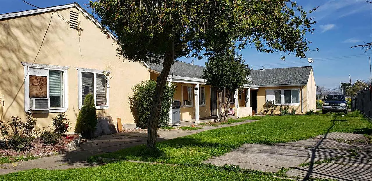 46 Alturas Ave photo 1