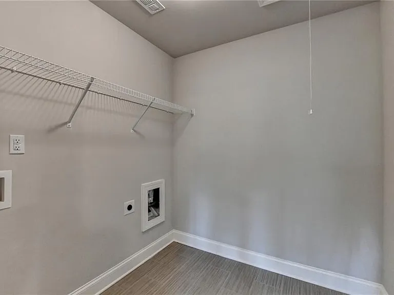 235 Bella Dr — Photo 65