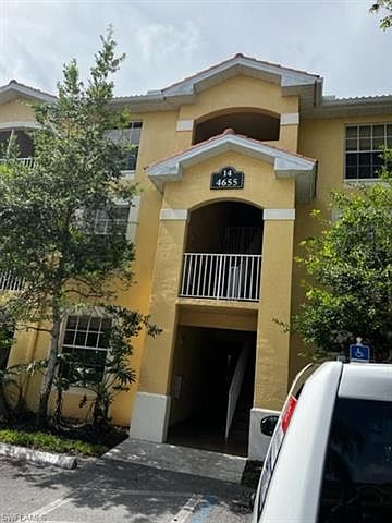 1st image of 4655 Saint Croix Ln APT 1414