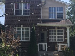 806 Woodruff Rd, Joliet, IL 60432