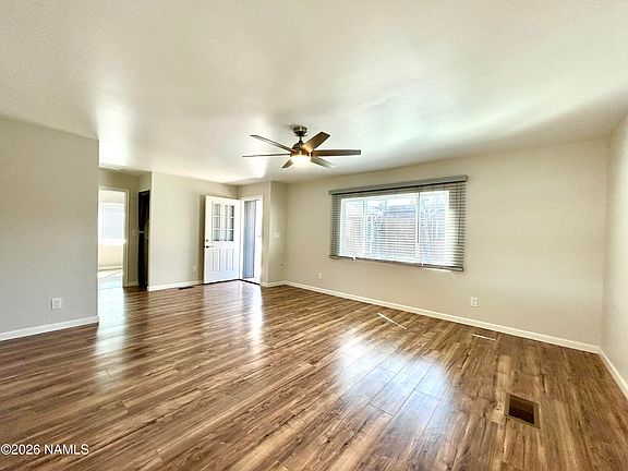 5th image of 4805 S Thorn Rd