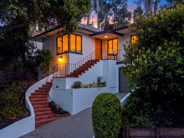 1085 Brookwood Rd, Oakland, CA 94610