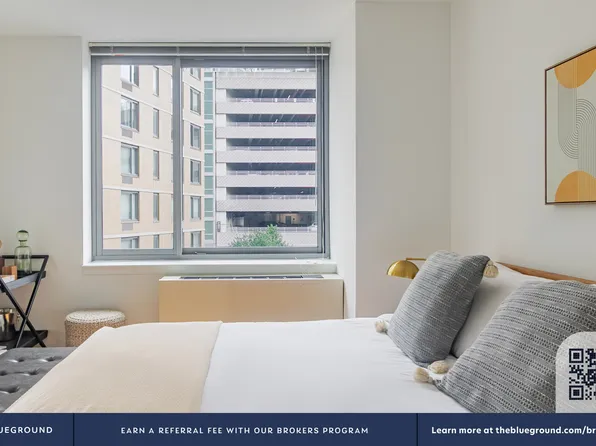 4-75 48th Avenue image 14 of 45