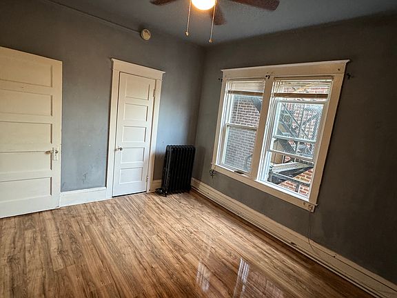 2nd image of 1051 Washington St #4