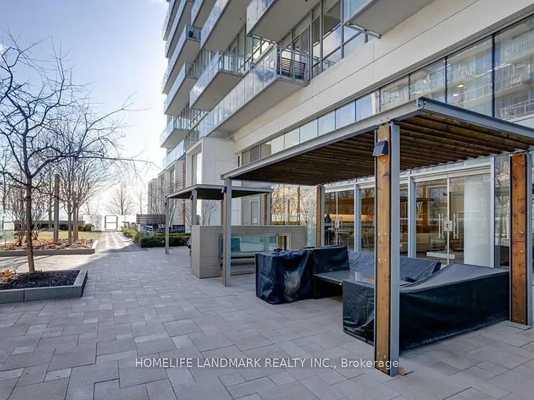 29 Queens Quay E #1019 — Photo 10