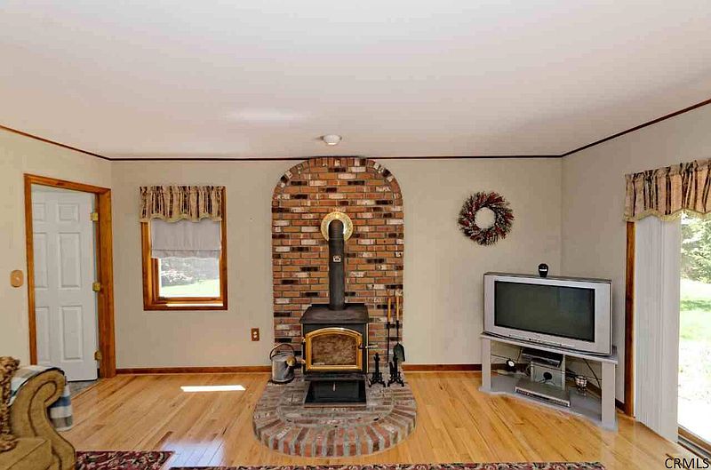 4th image of 2029 ROWLEY Road