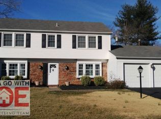 13130 Moss Ranch Ln, Fairfax, VA 22033