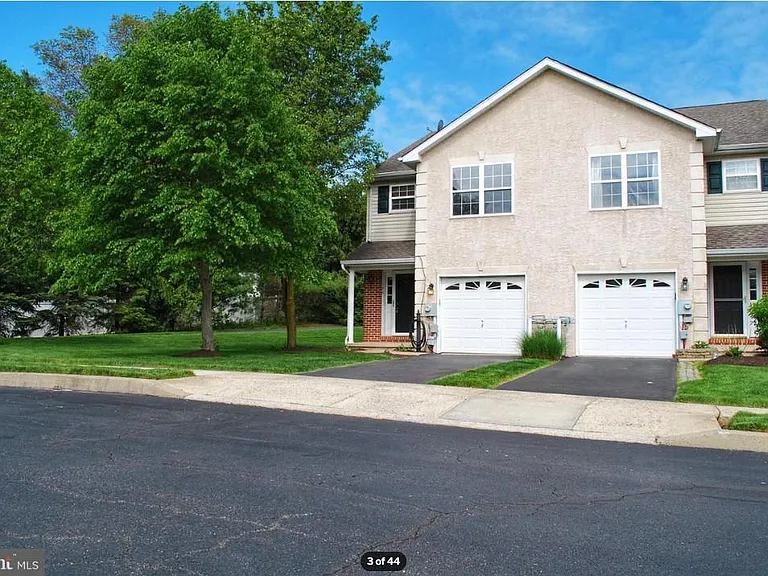 126 Fairway Dr — Photo 30