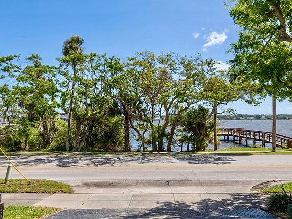 5th image of 20 Tomoka Ave