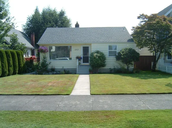 1915 Rucker Ave, Everett, WA 98201