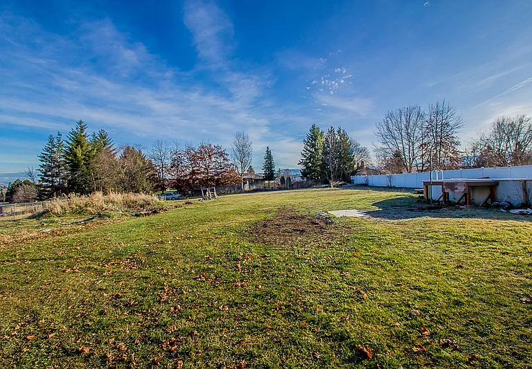 923 S Progress Rd — Photo 21