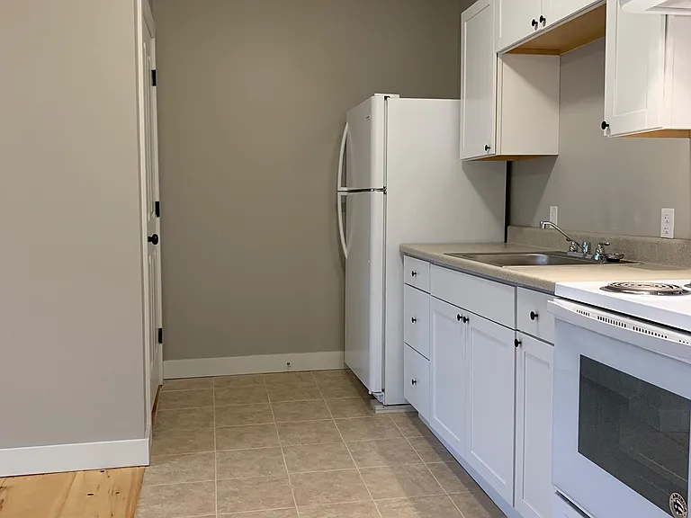 212 Brown St #302 — Photo 1