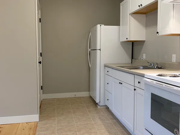212 Brown St #302, Westbrook, ME 04092