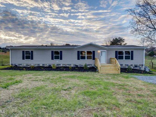 1060 Robertson Rd, Chuckey, TN 37641