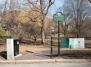 86 Griggs Rd APT 12A, Brookline, MA 02446